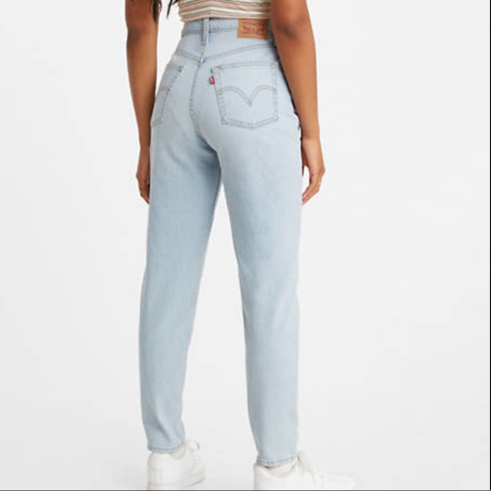 Levi’s high waisted taper jean SOLD
